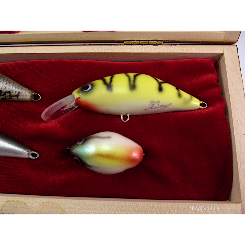 Handmade Fishing Gift Box with Personalized 4 lures – AarteDesign